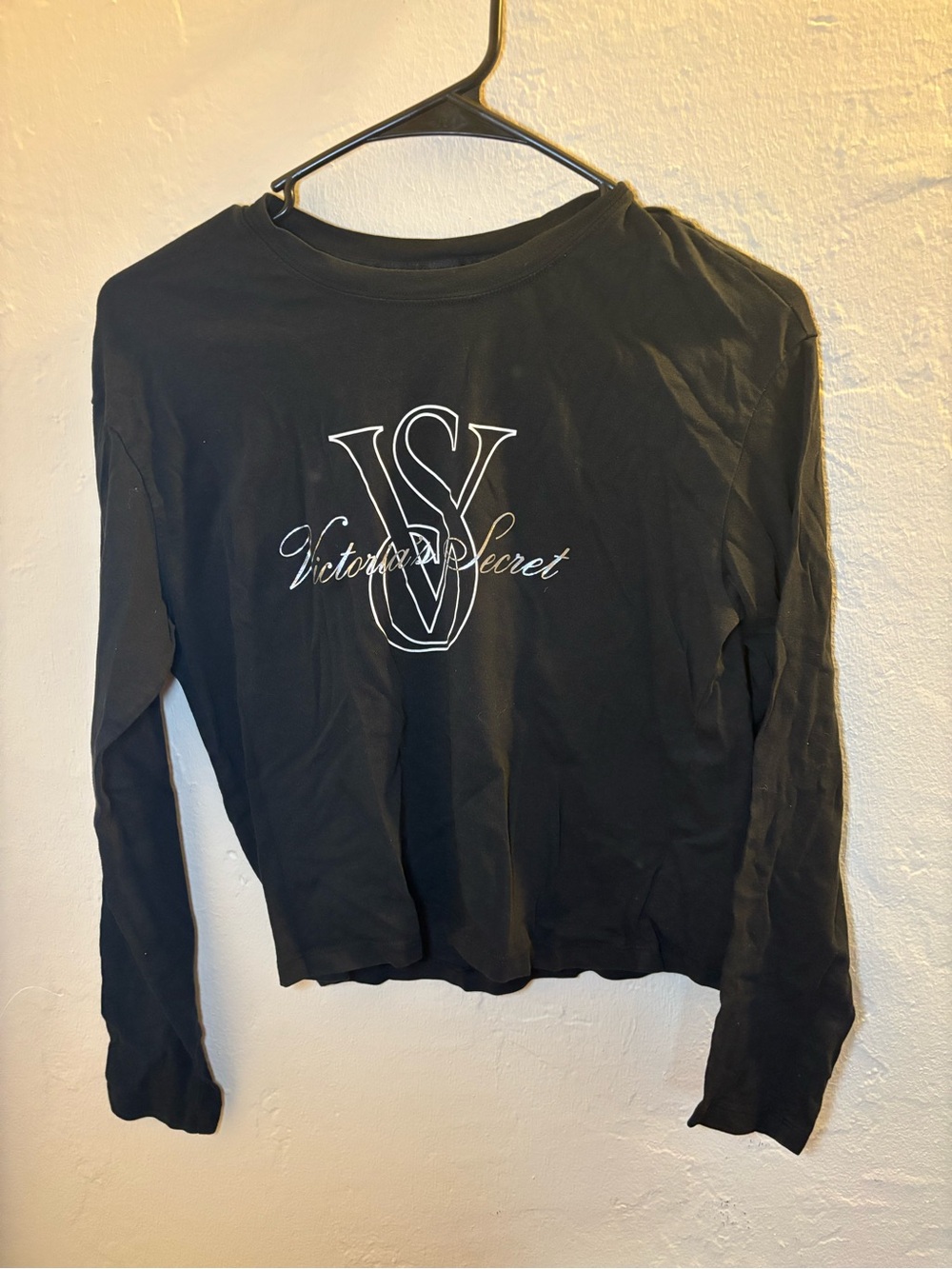 Victoria's Secret black long sleeve crop top